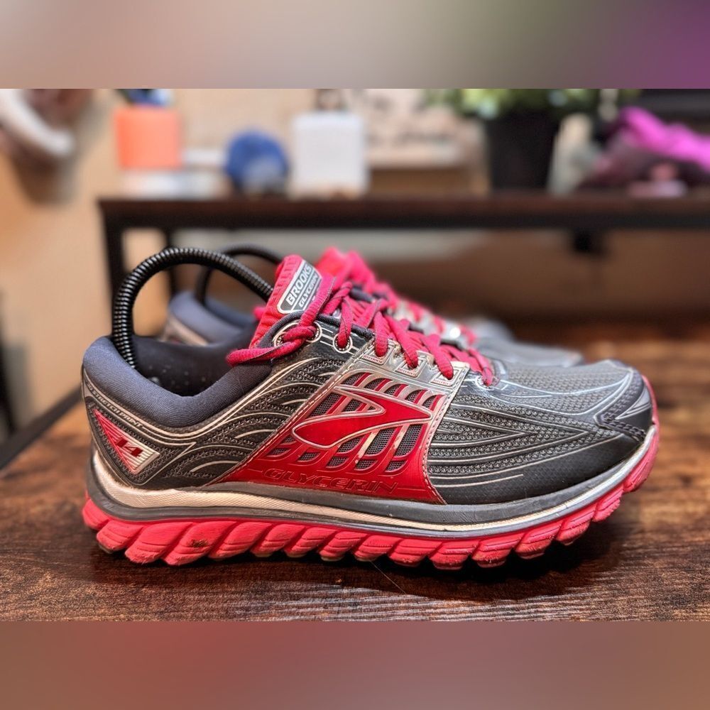Brooks Pink and Gray Glycerin 14 Size 7.5